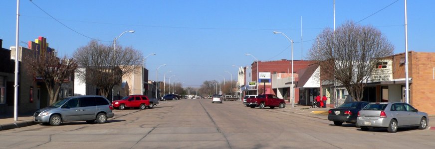 Alma, Nebraska Main Street face W 1
