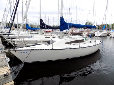 Aloha 30 sailboat Kahuna 2684