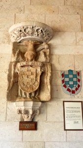 Armorial Corbel No. 10 - Ancient Spanish Monastery - St. Bernard de Clairvaux Church, Florida - 20150110 131506