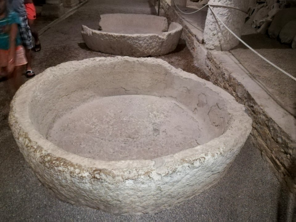 Amphitheatre (Pula), interior, exhibition 61