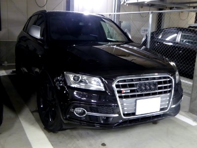 Audi SQ5 (ABA-8RCTXF) front