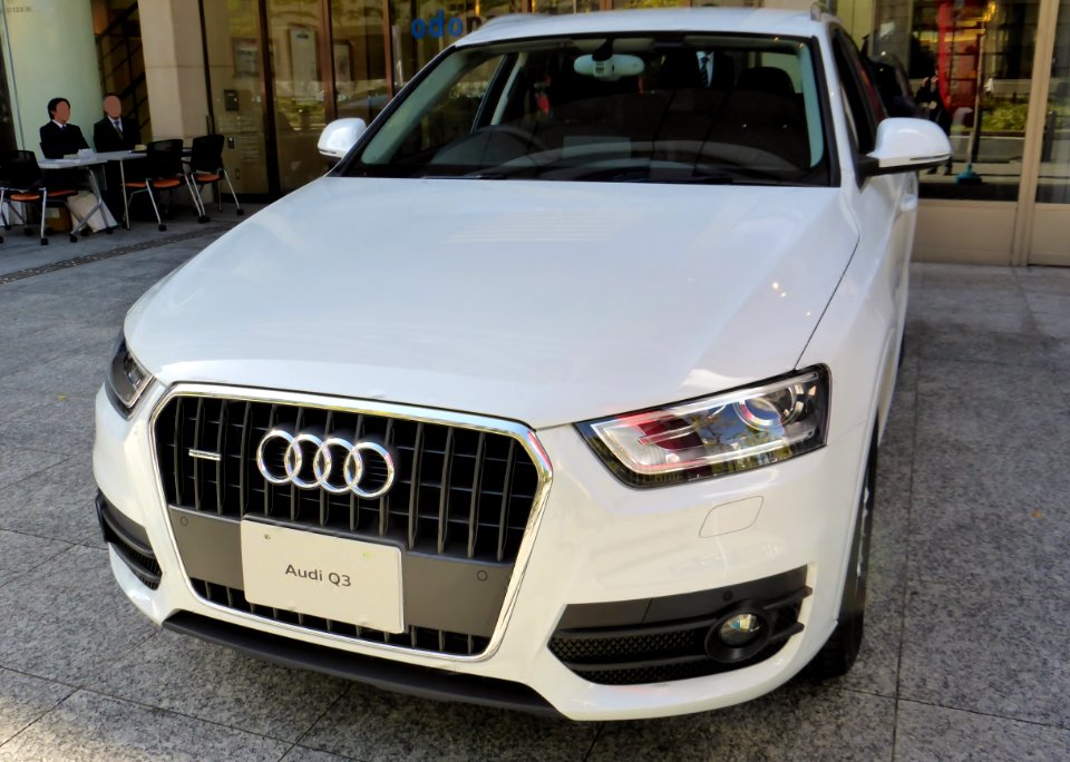 Audi Q3 2.0 TFSI quattro (8UCCZF) front