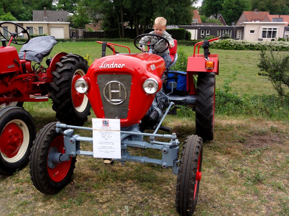 Bakel, tractorshow, Lindner BF 16N