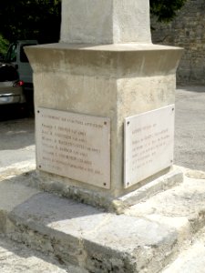 Aulan Monument aux morts 2