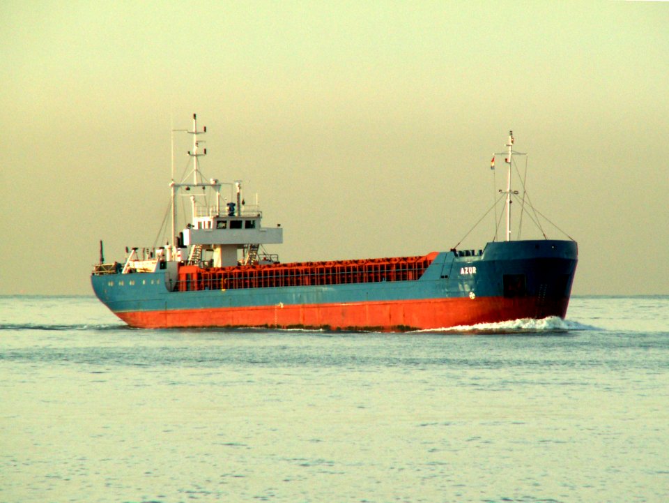 Azur approaching Port of Rotterdam