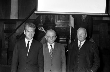 ASVA-avond in kader Chinaweek. Sprekers K. S. Karol (Frankrijk), professor J. H., Bestanddeelnr 920-7807