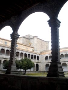Avila - Real Monasterio de Santo Tomas, Claustro de los Reyes 10