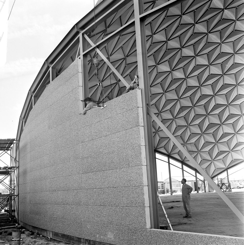 Aviodome op Schiphol in opbouw, Bestanddeelnr 922-5740