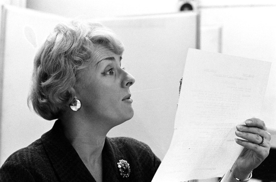 Annie Palmen heeft in de Phonogramstudio te Hilversum het uitgekozen Eurovisie S, Bestanddeelnr 914-7880