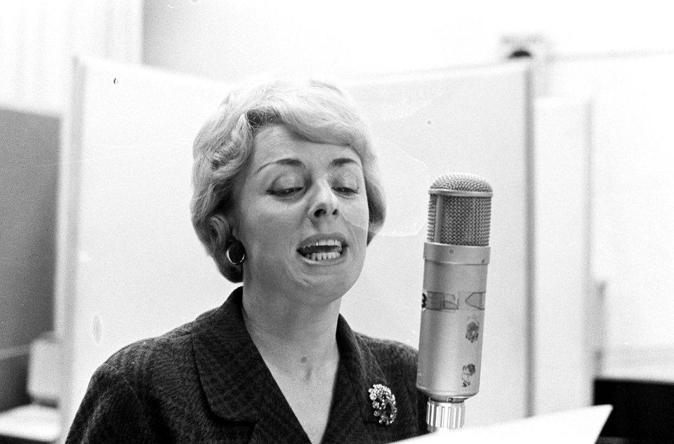 Annie Palmen heeft in de Phonogramstudio te Hilversum het uitgekozen Eurovisie S, Bestanddeelnr 914-7878