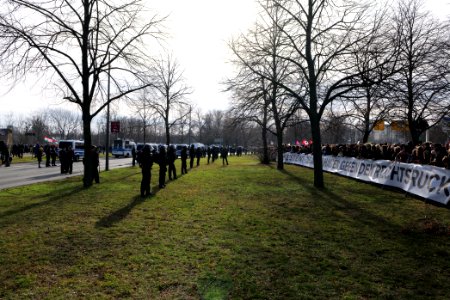 Antifascist protest in front of pro fascist protest Dresden 2020-02-15 02
