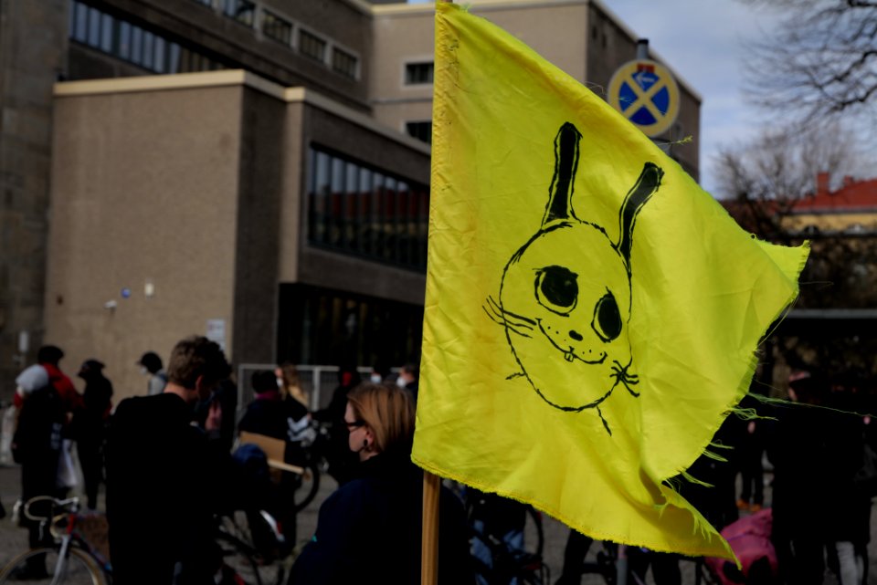Antifascist protest Berlin Rosa-Luxemburg-Platz 2021-03-28 03