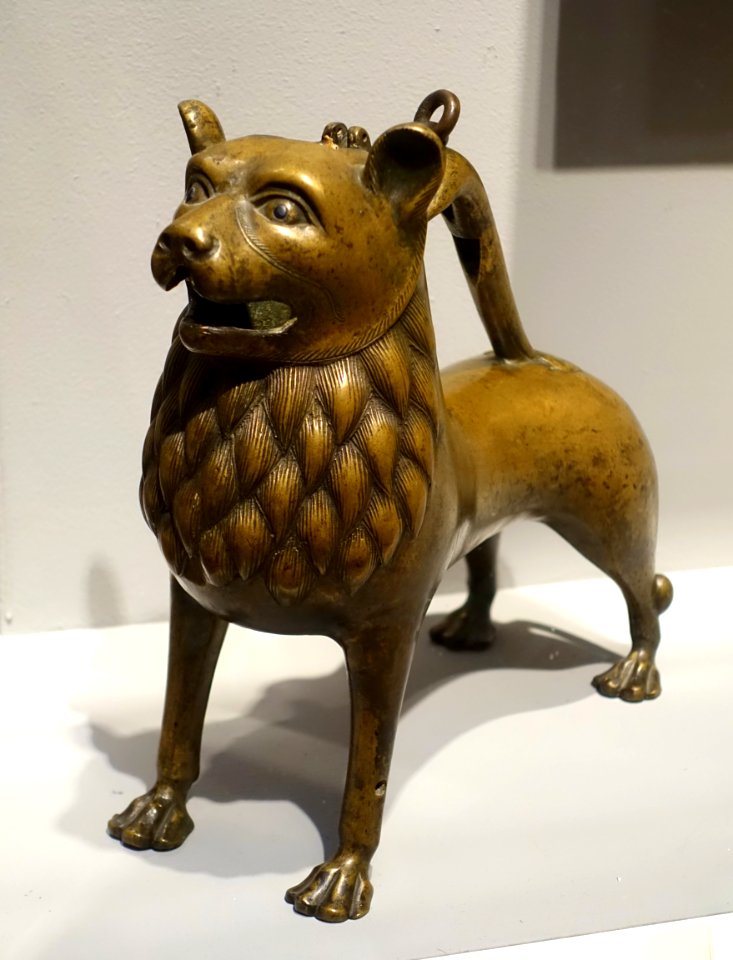 Aquamanile, North Germany, 1200-1250, brass - Portland Art Museum - Portland, Oregon - DSC08964