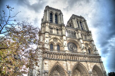 Dame notre cathedral