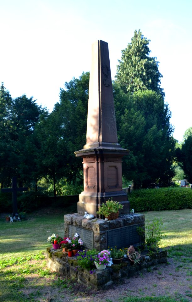 Bad Vilbel, Friedhof, Denkmal Deutsch-Französischer Krieg (1)