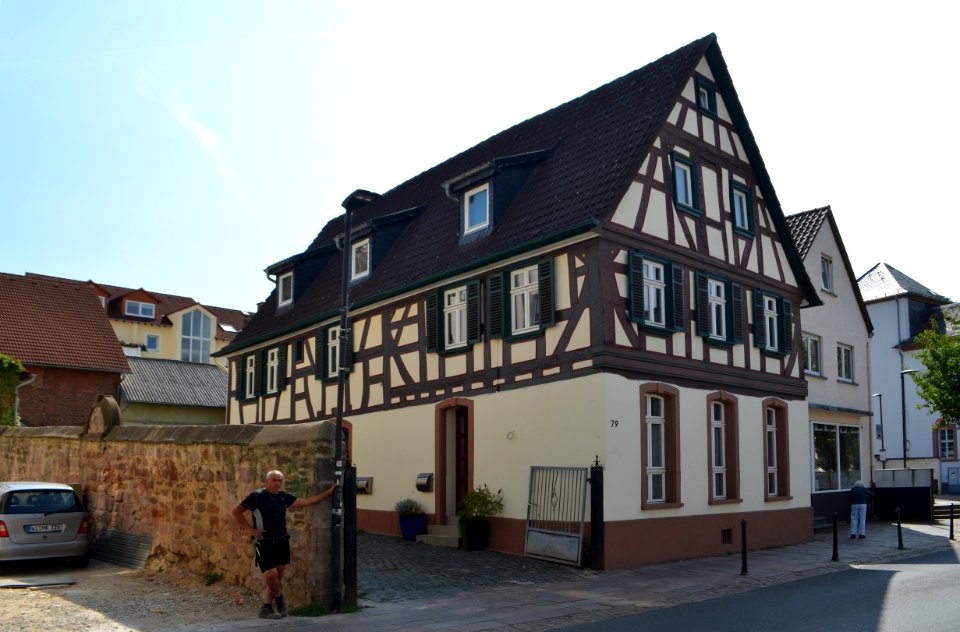 Bad Vilbel, Frankfurter Straße 79