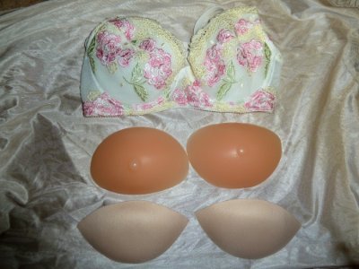 B75 bra with bra pad