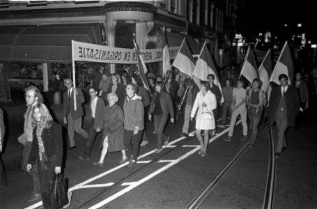 Anti-Soeharto-demonstratie in Amsterdam, Bestanddeelnr 923-8047