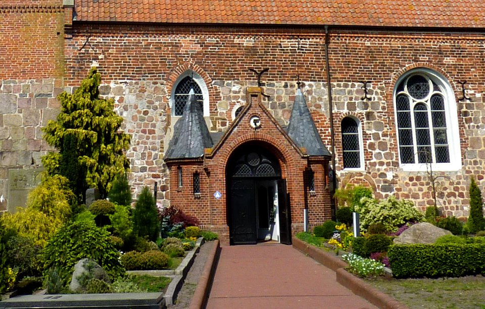 Bad Zwischenahn Kircheneingang