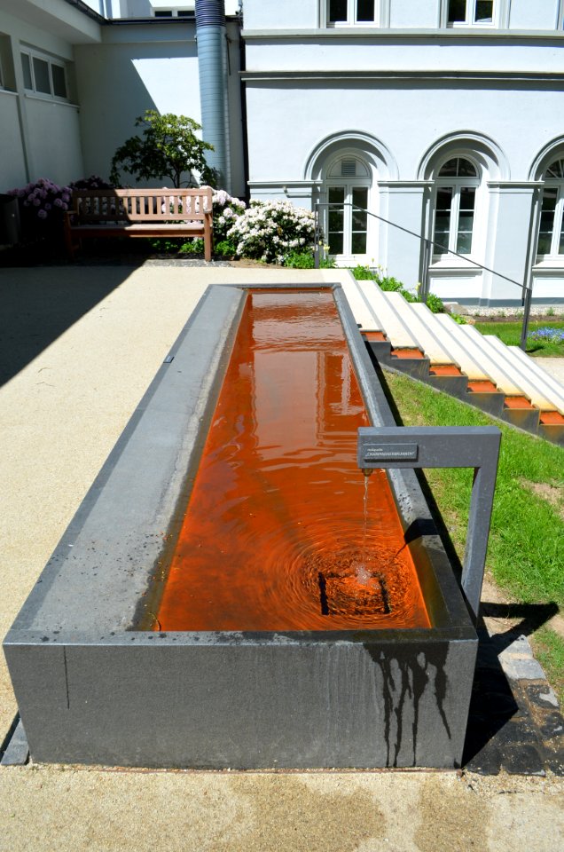 Bad Schwalbach, Champagnerbrunnen