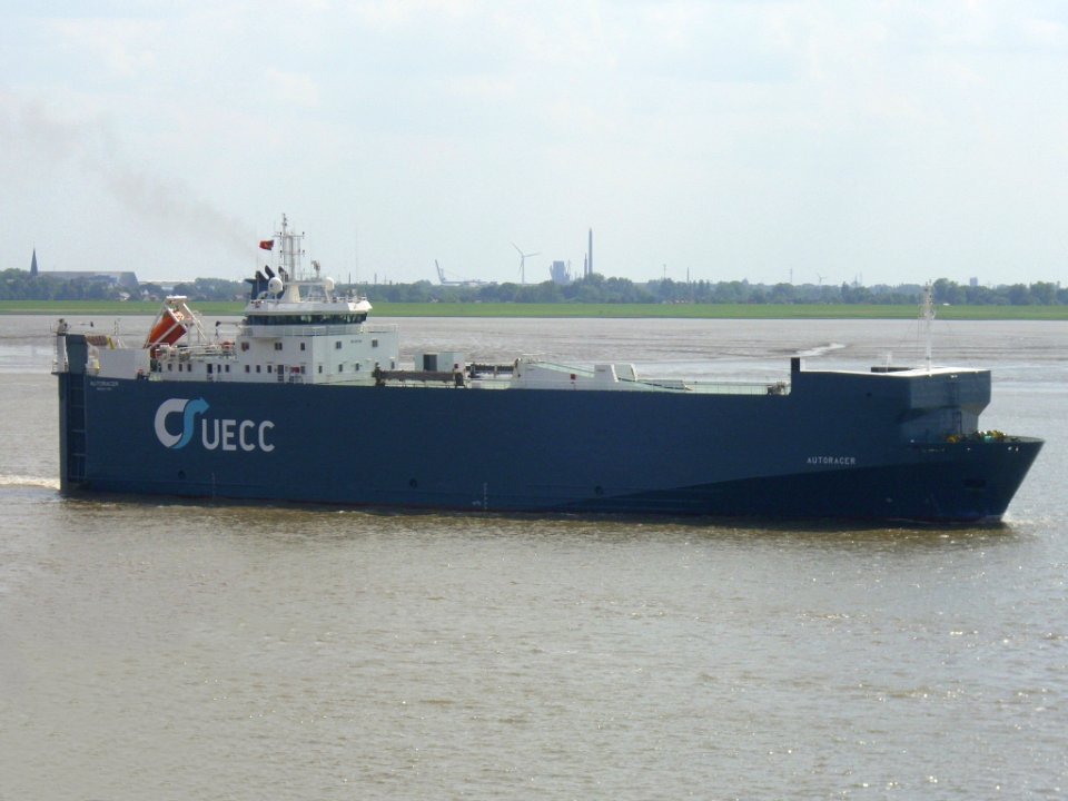 Car carrier Autoracer 2012-06-30