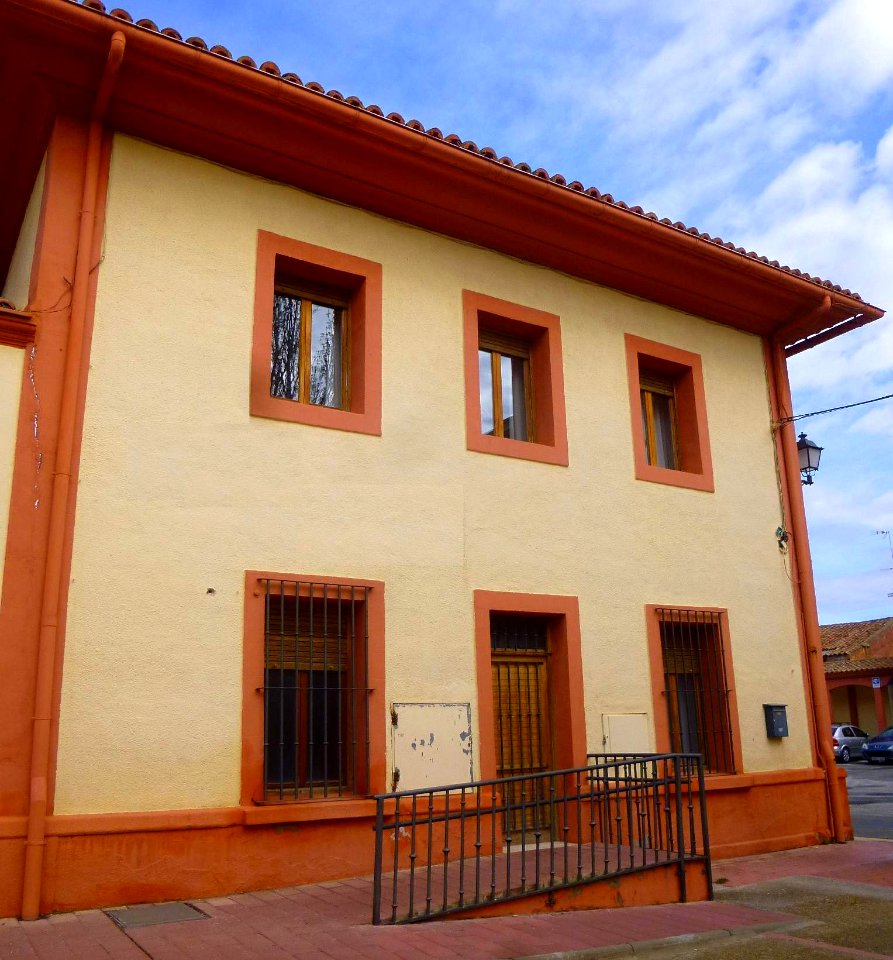 Castejón (Navarra) - Plaza de los Fueros, Ayuntamiento 1