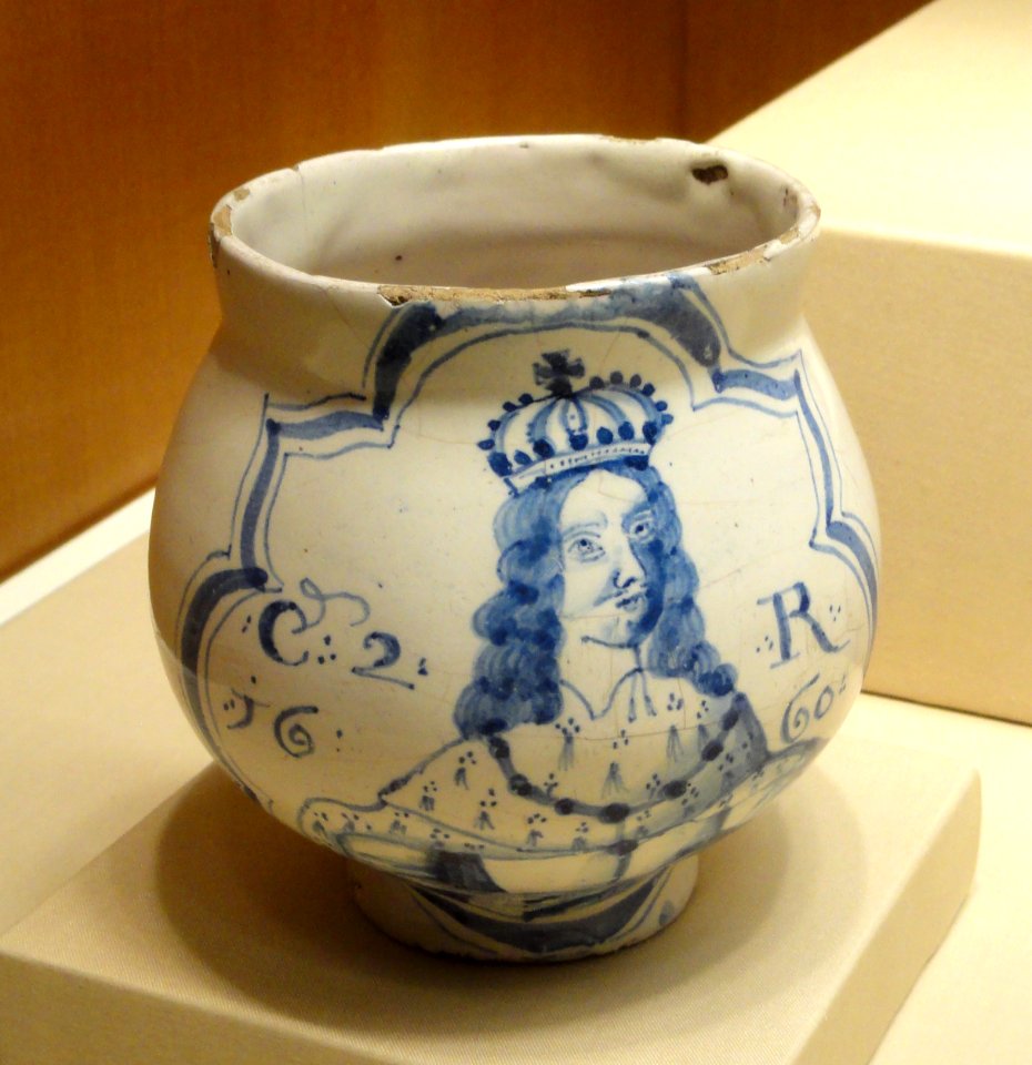 Caudle Cup, London, dated 1660 - Nelson-Atkins Museum of Art - DSC08661