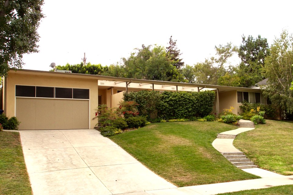 Case Study House No. 1 view from street 2014