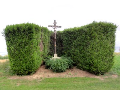 Caulaincourt (Aisne) croix de chemin