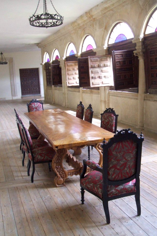 Carrión de los Condes - Monasterio de San Zoilo, claustro 11