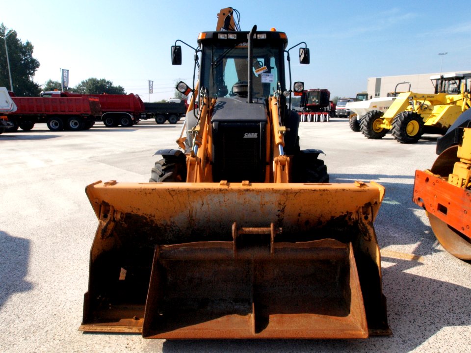 Case 590 Super R powershift p1