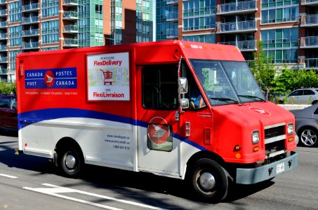 CanadaPostTruck8
