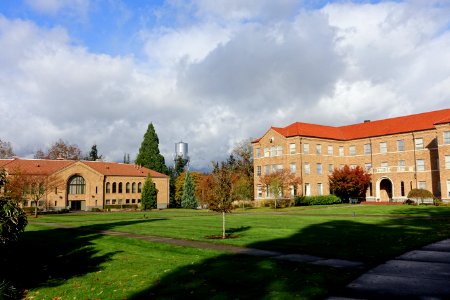 Campus view - Mount Angel Abbey - Mount Angel, Oregon - DSC00113