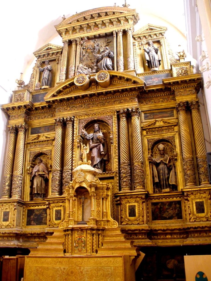 Calahorra - Iglesia Conventual de San Francisco, interior 03
