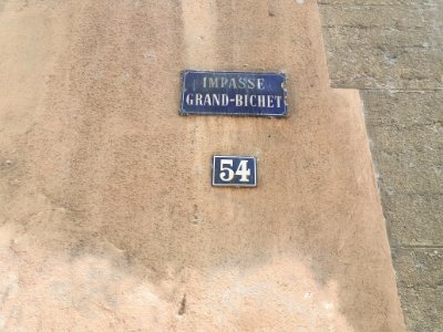 Caluire-et-Cuire - Impasse Grand-Bichet, plaque