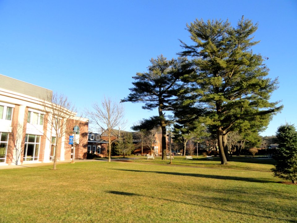 Campus view - Gordon College - DSC02670
