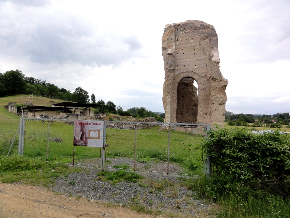 Cenon-sur-Vienne, site archéologique du Vieux Poitiers