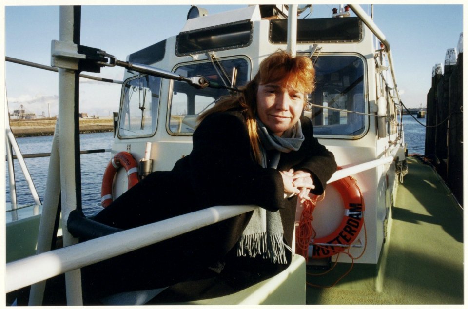 Caat Veerbeek, eerste vrouwelijke loods in Noordzeekanaalgebied. NL-HlmNHA 54051003