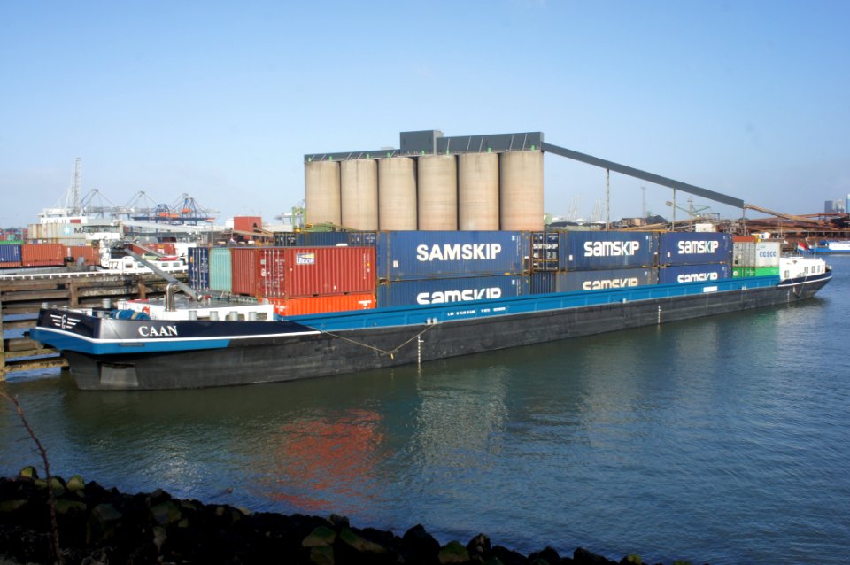 Caan ENI 02324750 & Veronique II ENI 02326678, Hartelhaven, Port of Rotterdam, pic2