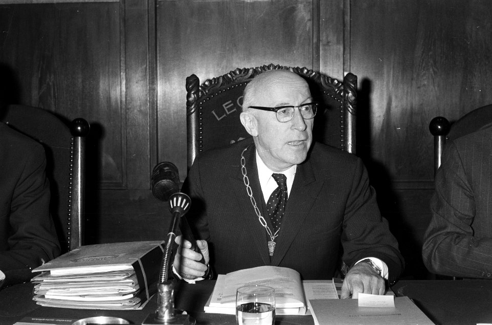 Burgemeester Samkalden, Bestanddeelnr 926-8278