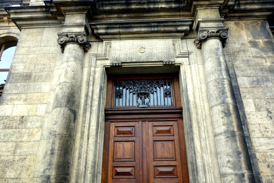 C doorway - Dresden, Germany - DSC08380