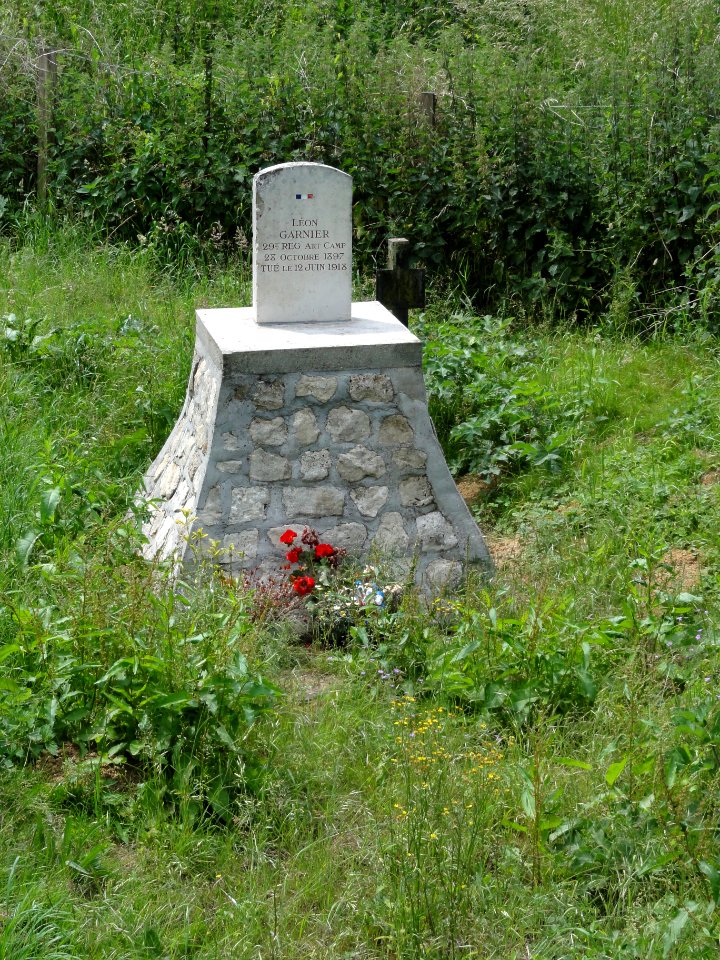 Cœuvres-et-Valsery (Aisne) mémorial Leon Garnier