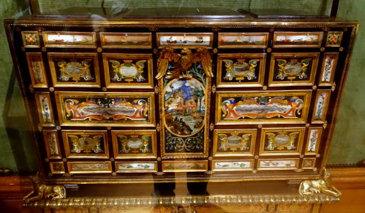 Cabinet - Old Master Drawings Cabinet, Chatsworth House - Derbyshire, England - DSC03253