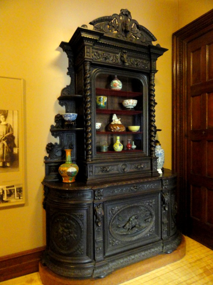 Cabinet - George Walter Vincent Smith Art Museum - DSC03633
