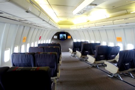 Cabin of Boeing 747-136, serial 20269, registration number G-AWNG, first flight in March 1971, last flight December 1998 - Hiller Aviation Museum - San Carlos, California - DSC03312