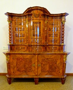 Cabinet, Bamberg, c. 1720-1725 - Mainfränkisches Museum - Würzburg, Germany - DSC04988