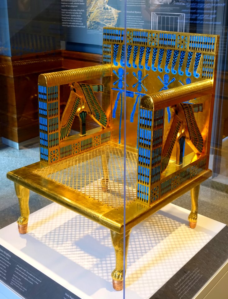 Chair of Queen Hetepheres (reproduction), Egypt, Giza, tomb G 7000 X, Dynasty 4, reign of Khufu, 2551-2528 BC, cedar, faience, gold foil, copper, cord - Harvard Semitic Museum - Cambridge, MA - DSC06052