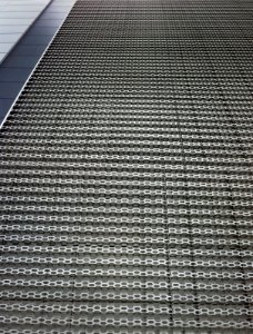 Chicago Volkswagen store crop