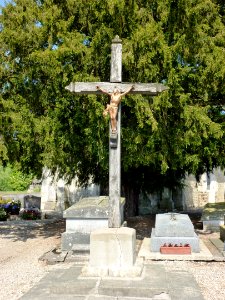 Collandres-Quincarnon (Eure, Fr) croix de cimetière de Quincarnon
