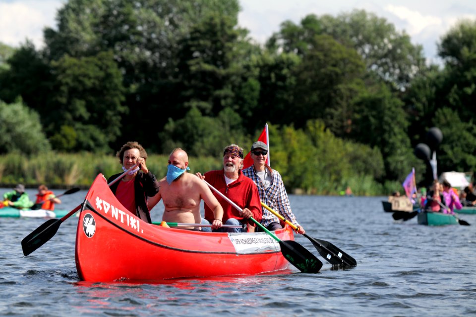 Coal and Boat demonstration 2020-08-29 47